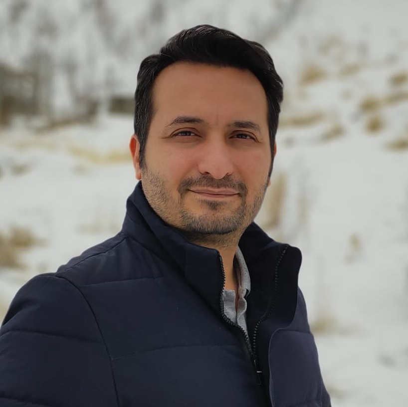 عکس آقای آیدین خوشنویس حسینی